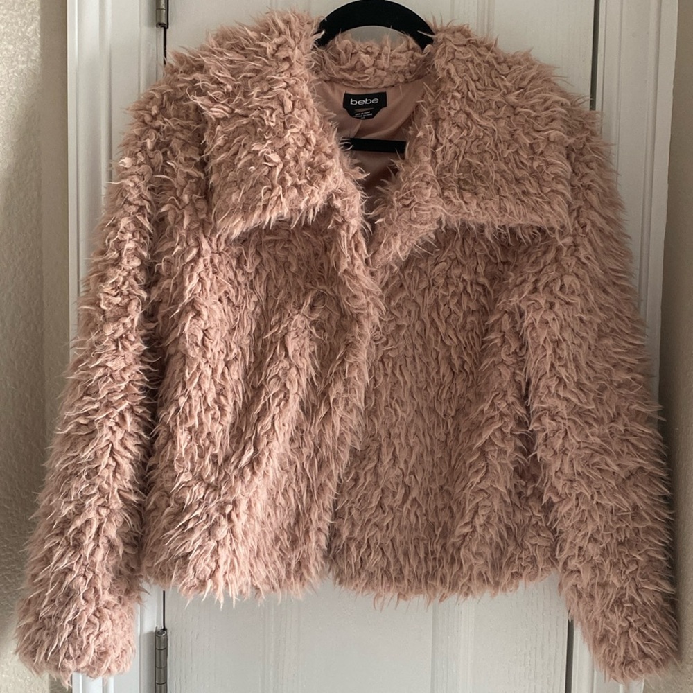 Bebe Y2K Early 2000s Plush Rose Pink Fuzzy Boxy Relaxed Collared Faux Fur Jacket